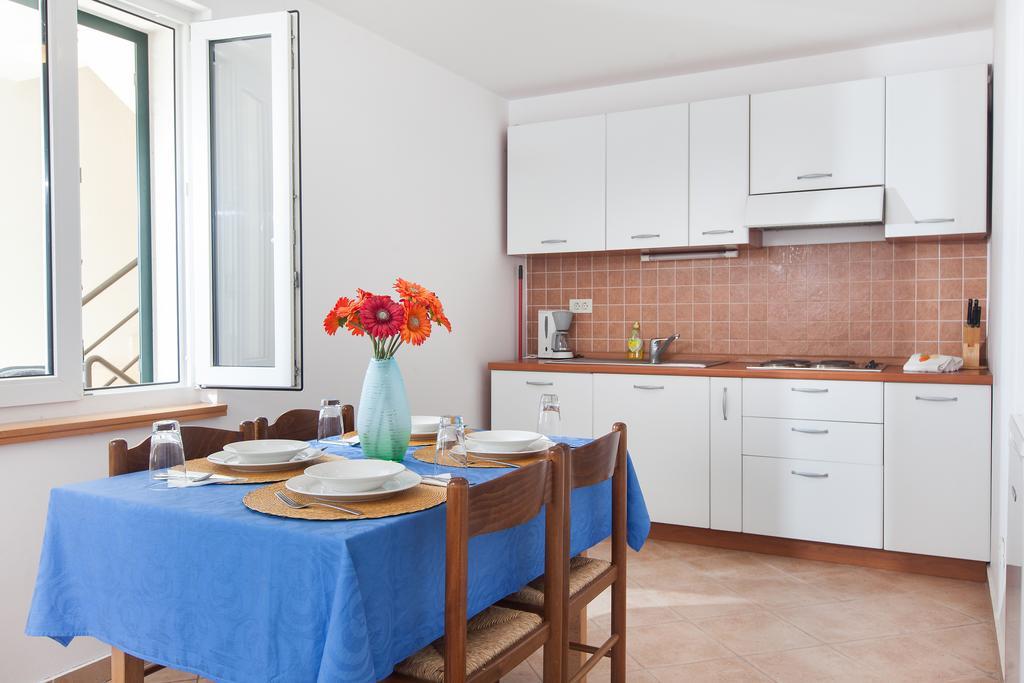 Villa Helena Podgora Phòng bức ảnh
